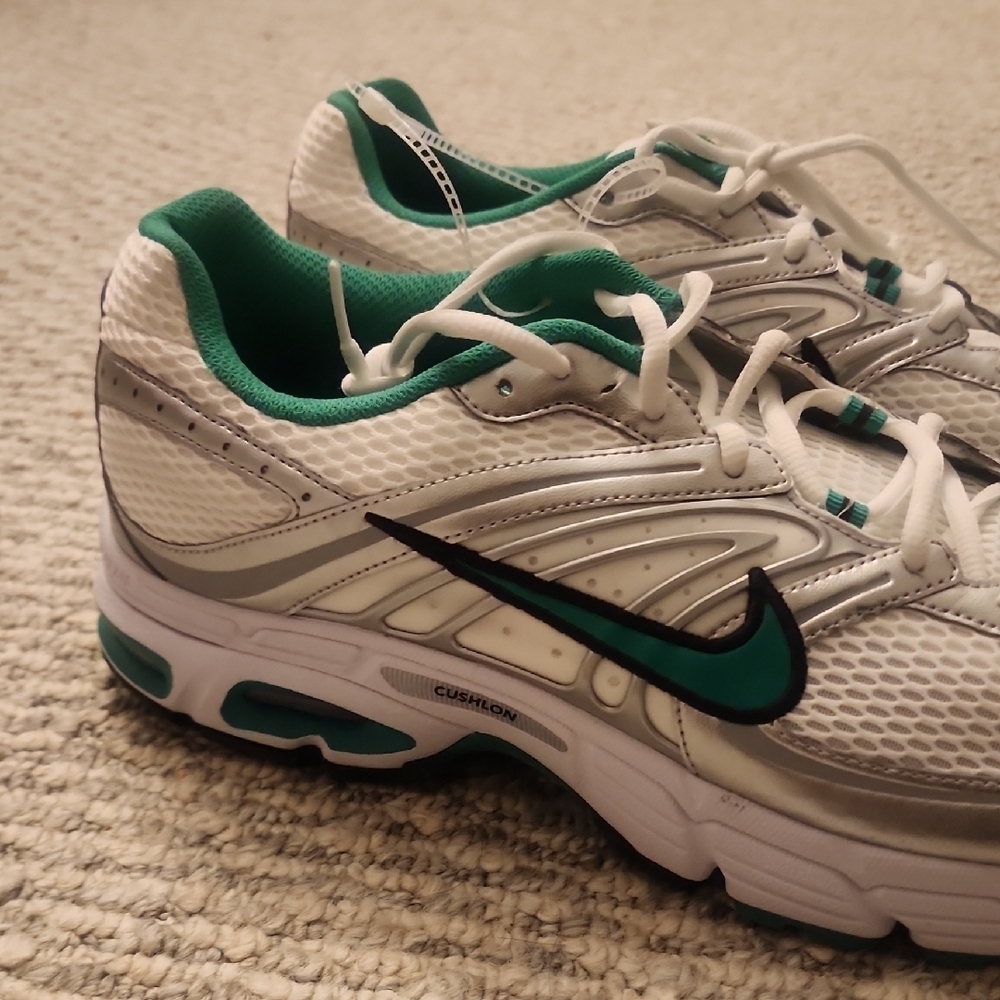 Nike Men's Air Max Moto 2K Size 16.5 - Picture 3 of 7
